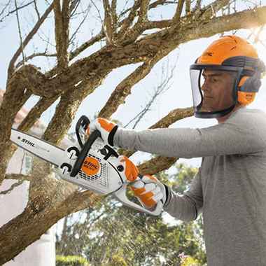 Мировая новинка: бензопила STIHL MS 150 C-E